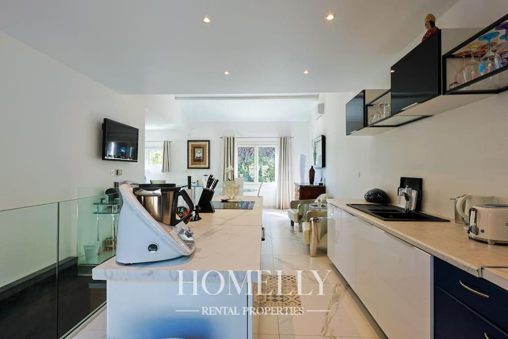 Elegante Avec Piscine A - Chrystal Villa Saint-Tropez